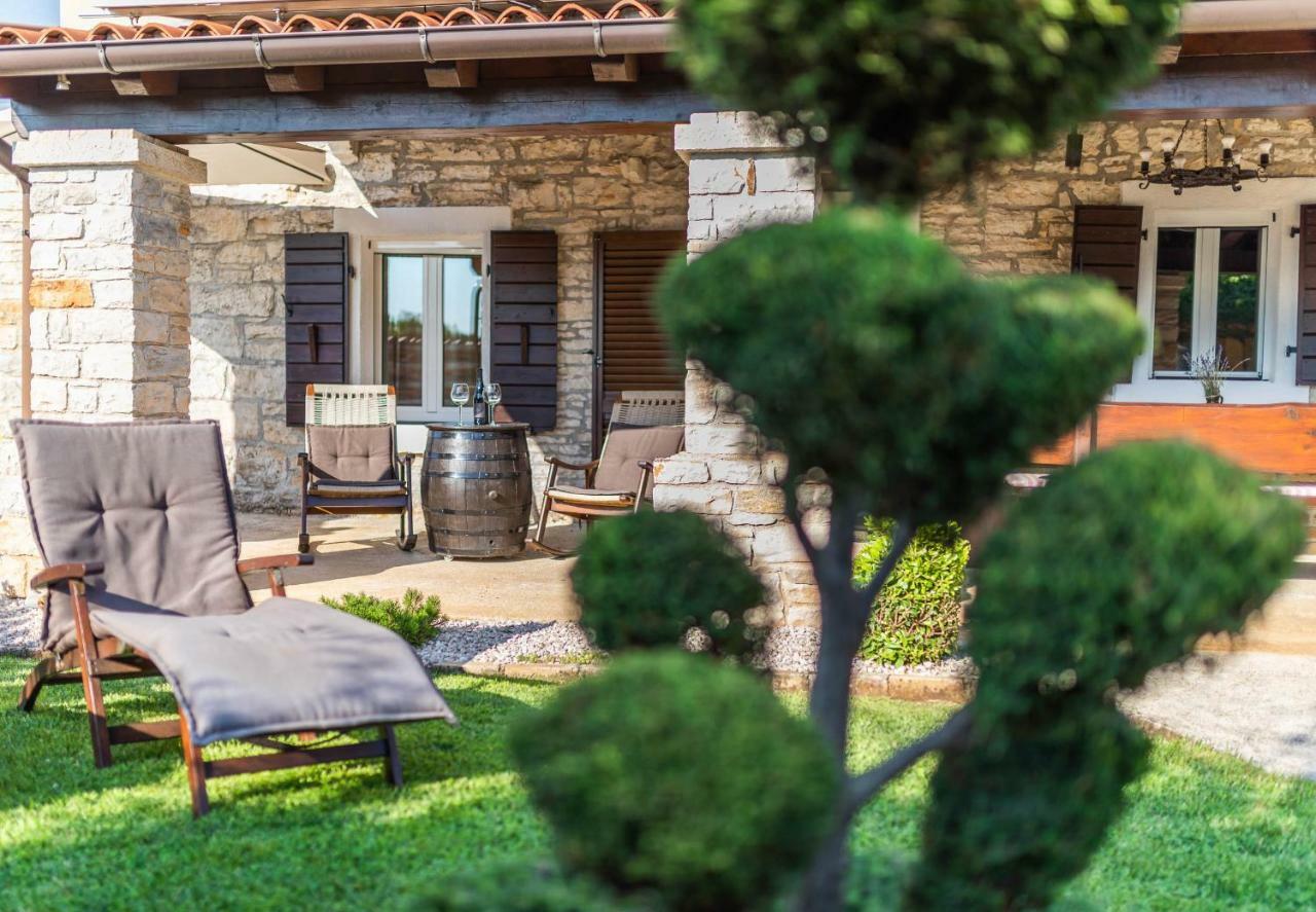 Holiday Home Ana Kanfanar Ngoại thất bức ảnh
